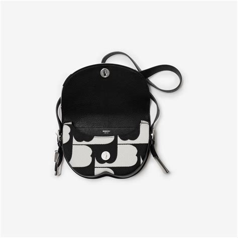 Chess Satchel in Black/white 